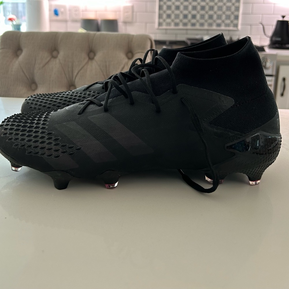 ADIDAS DemonSkin Predators soccer cleats size 11